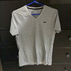 Hollister Grey V-Neck tee Size Small